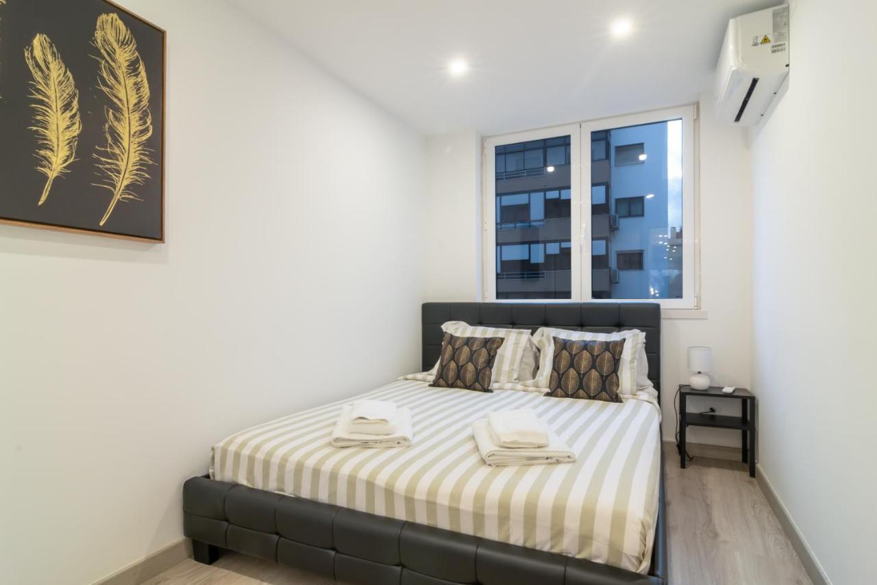Stylish Apartment W/ River View By Lovelystay Oeiras Exterior foto